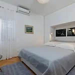 & Nugal Апартаменты *