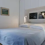 & Nugal Макарска