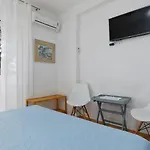 & Nugal Макарска