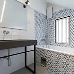 Apartman & Nugal Makarska