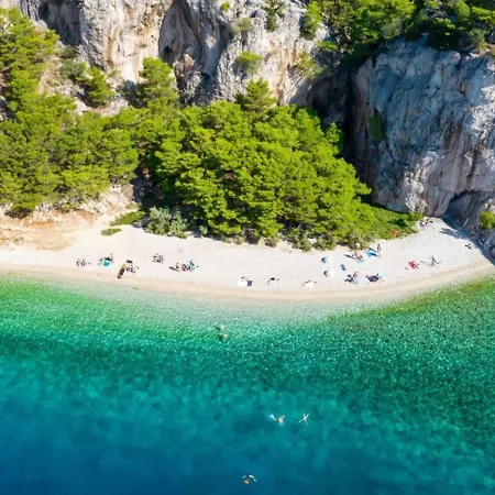 & Nugal Апартаменты