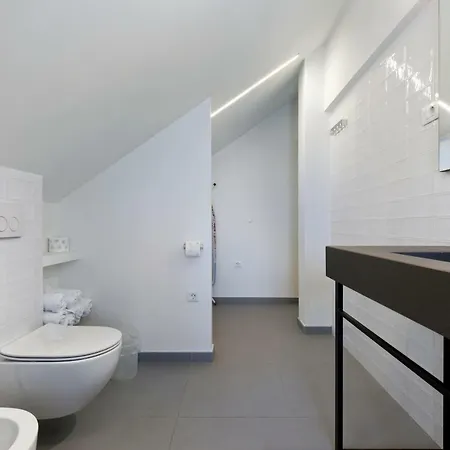 Appartamento & Nugal Makarska
