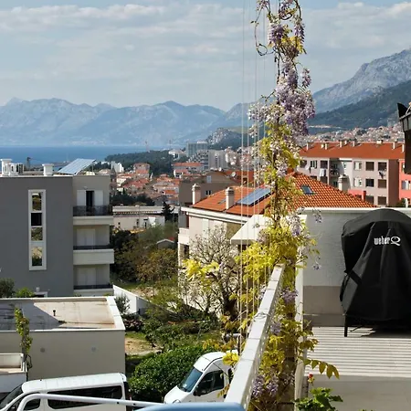 & Nugal * Makarska